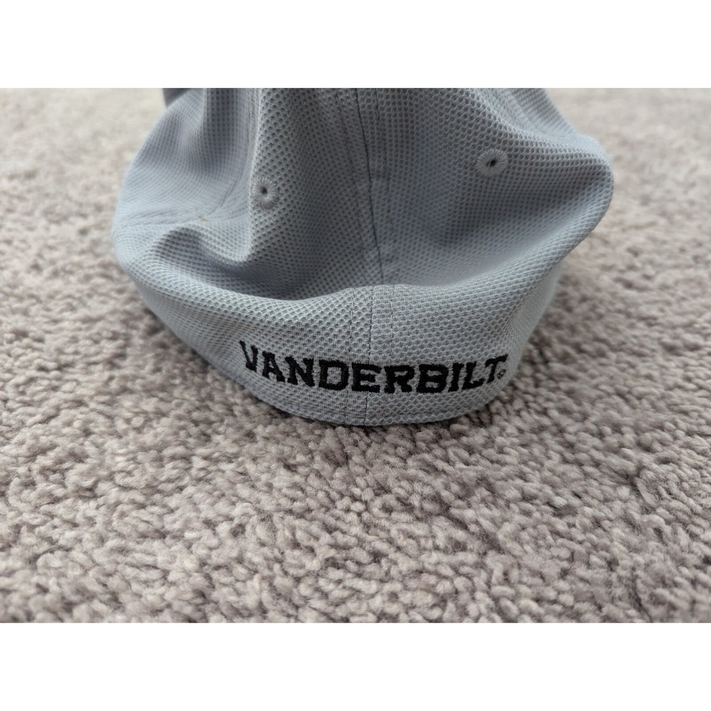 Vanderbilt University Baseball Cap Hat Mens Medium Under‎ Armour Blue NCAA - Picture 3 of 4